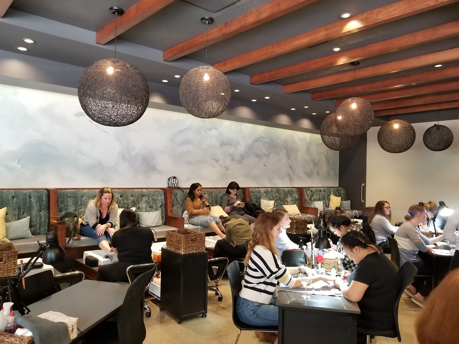 Nail Bar Milwaukee – Downer Avenue nail photo 2